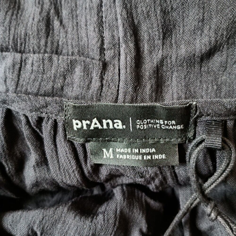 prAna Fernie Jumpsuit Womens Medium Black Smocked Waist Crinkle Relaxed Wide Leg - Picture 11 of 12